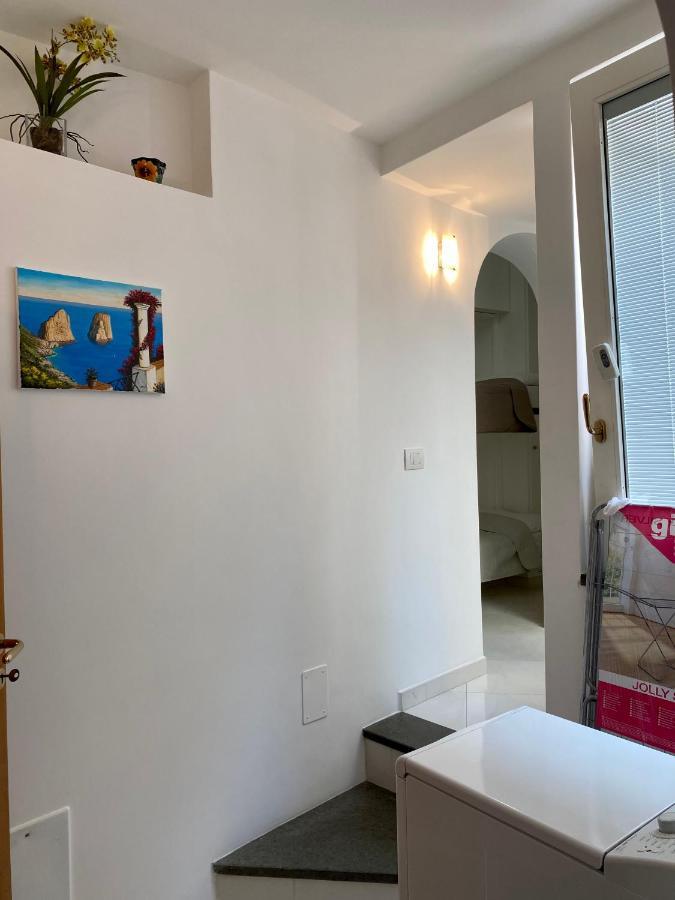 Suite Posterus 5 Капри Экстерьер фото
